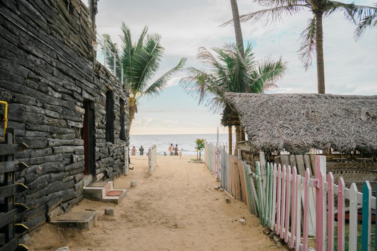 Lavinia Escapes Hotel Dehiwala-Mount Lavinia Exterior foto